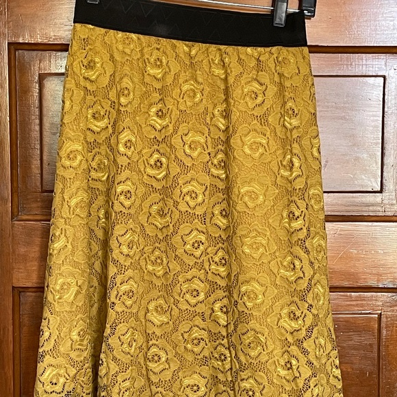 COPY - Mustard/Gold Lace LLR Lola
